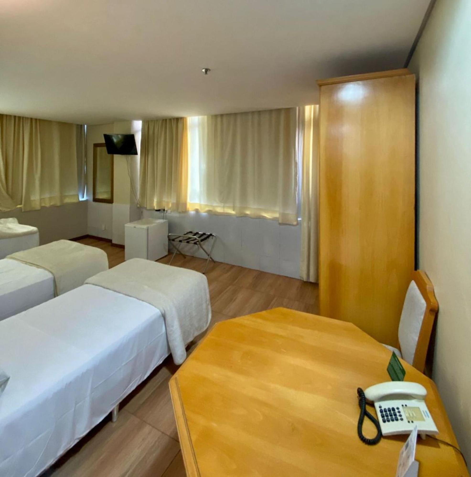 Coral Trade, Proximo A Pucrs , Iguatemi , Araujo Viana Hotel Porto Alegre Room photo